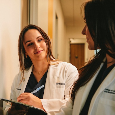 female-and-male-presenters